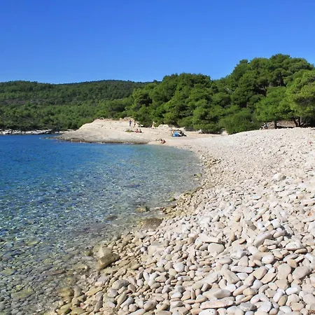 Apartman Apartments With Parking Space Rukavac, Vis - 8489 Vis